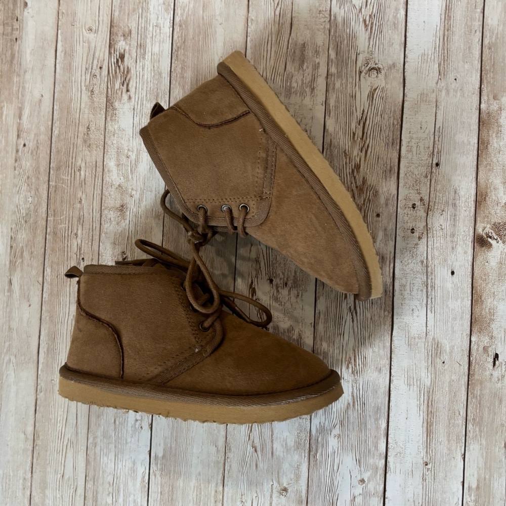 Ocean And Coast Chukka Boots